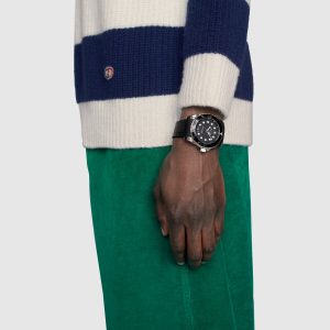 gucci dive watch 45mm